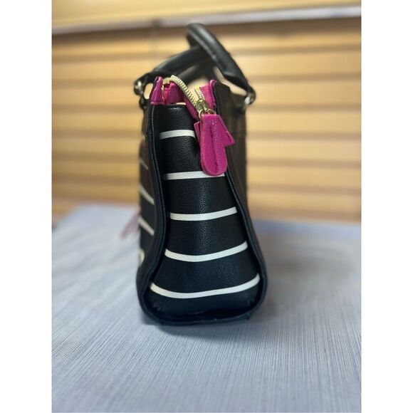 Betsey Johnson Purse - Picture 4 of 8